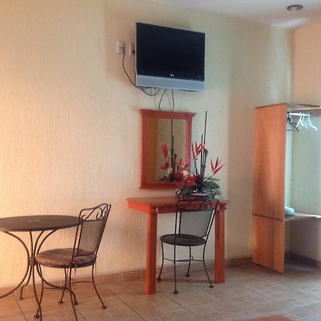 Hotel Genoves San Juan de los Lagos Pokoj fotografie