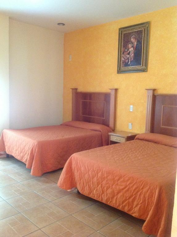 Hotel Genoves San Juan de los Lagos Pokoj fotografie