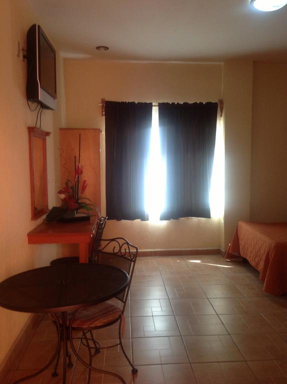 Hotel Genoves San Juan de los Lagos Pokoj fotografie