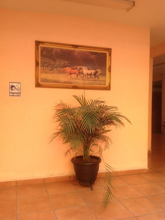 Hotel Genoves San Juan de los Lagos Pokoj fotografie