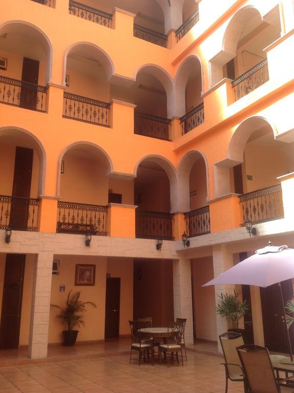 Hotel Genoves San Juan de los Lagos Exteriér fotografie